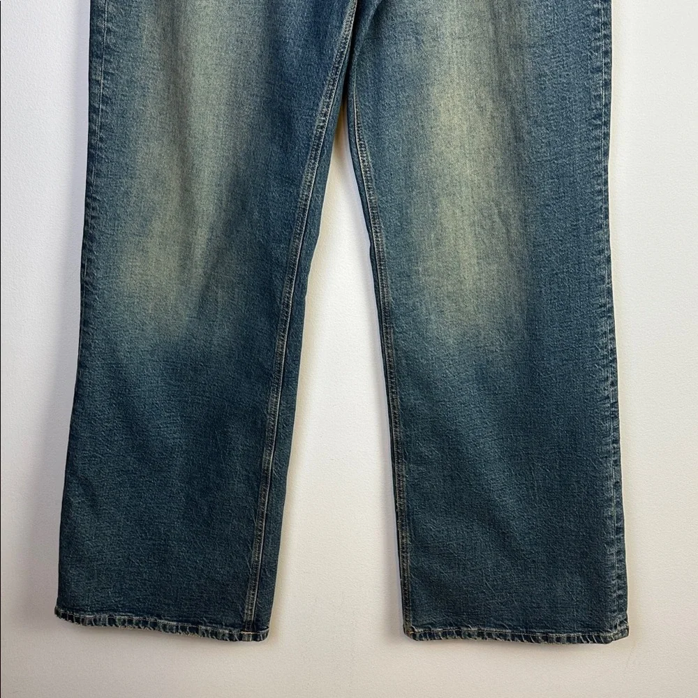 NWT Good American Good Ease Mid Rise Jean Relaxed Fit High Rise 34” Inseam 4/27 - Picture 7 of 16